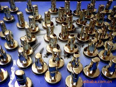 【專業真空電鍍金,仿金,淺金,槍,鈦,鉻,白鋼等】價格,廠家,圖片,表面處理,東莞市鉑品五金制品-